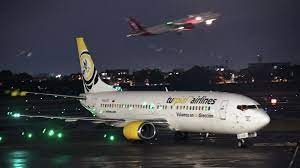 فنزويلا وكولومبيا تستأنفان الرحلات الجوية بعد انقطاع دام عامين