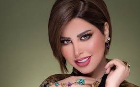 الفنانة / شمس الكويتية / في فلسطين لطلب علم يعد خاتم العلوم!!!؟