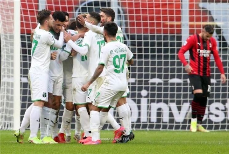 ساسولو يكتسح ميلان بخماسية في الدوري الإيطالي