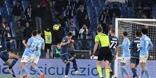 في الدوري الإيطاليي.. فورنتينا يتعادل مع لاتسيو 