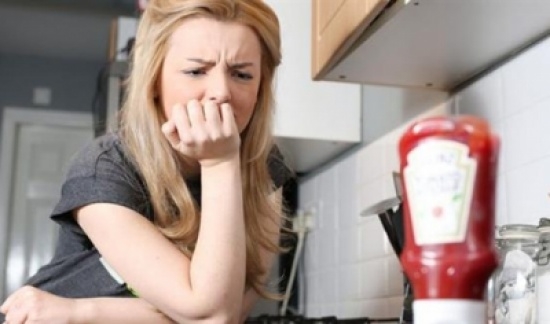 فتاة بريطانية تعاني من فوبيا الكاتشب! 