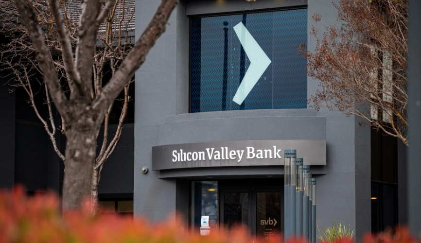 في حدث يعيد الى الأذهان ازمة 2008 ... إفلاس مصرف وادي السيليكون الامريكي