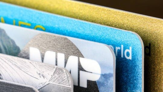 المركزي الروسي يحظر نظام 