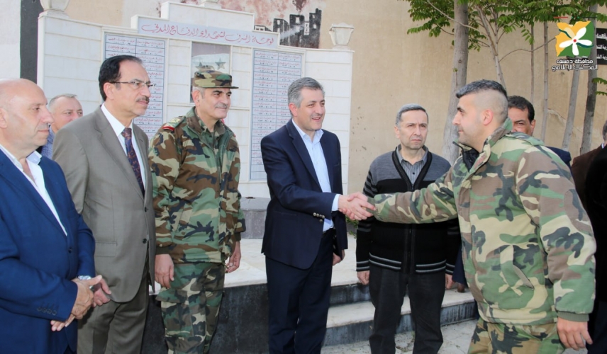 تقديرا لدورهم وجهودهم.. محافظة دمشق تكرم رجال الدفاع المدني 