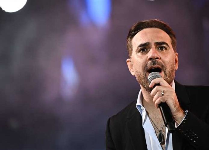 وعكة صحية شديدة تمنع الفنان وائل جسار من الصعود على مسرح حفل 