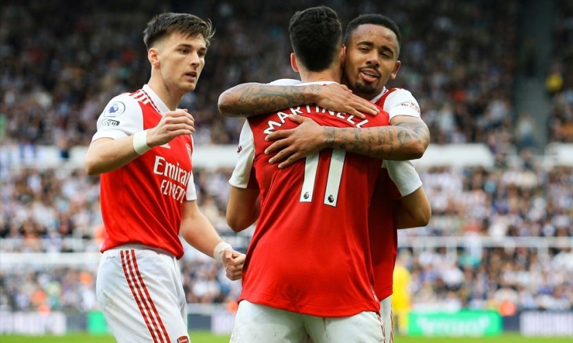 آرسنال يهزم نيوكاسل بثنائية نظيفة في الدوري الإنكليزي