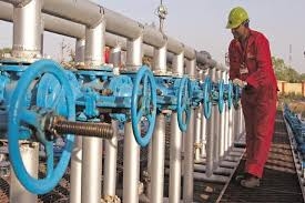 الهند تجني 5 مليارات دولار من تكرير النفط الروسي وبيعه للأوروبيين