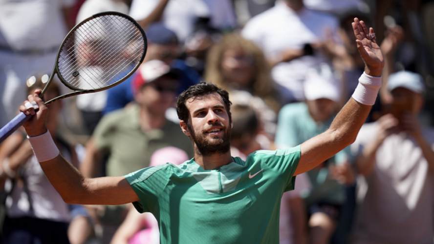 تأهل الروسي خاتشانوف إلى ربع نهائي بطولة رولان غاروس للتنس