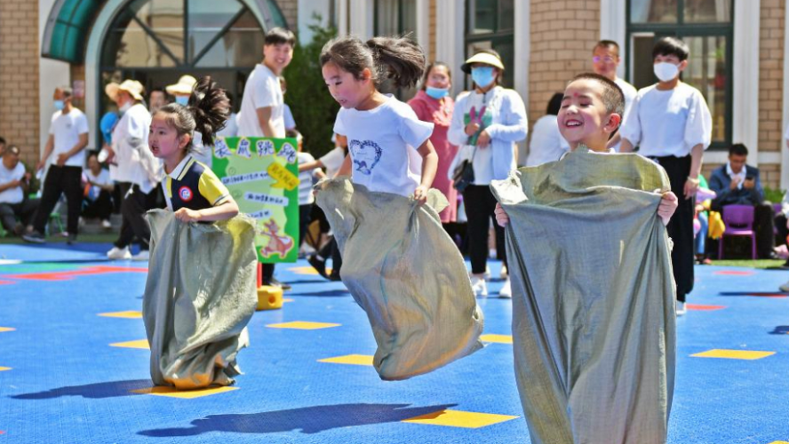 انعقاد منتدى دافوس الصيفي الـ 14 في تيانجين شمالي الصين