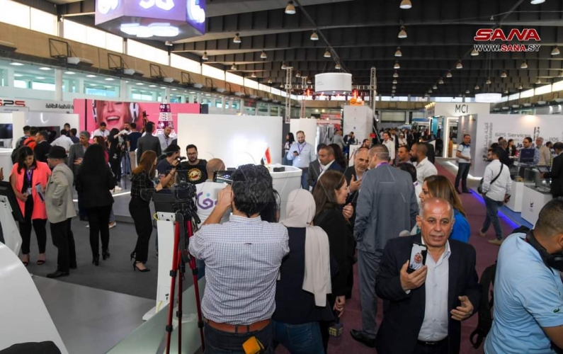 مشاركات متميزة في معرض تكنولوجيا الاتصالات والمعلومات 