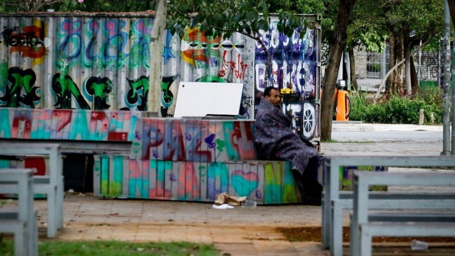 صحيفة (وول ستريت جورنال).. ارتفاع حاد بأعداد المشردين في المدن الأمريكية