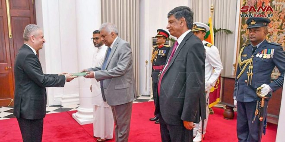 رئيس سيريلانكا يتقبل أوراق اعتماد السفير الخطيب سفيراً غير مقيم لسورية