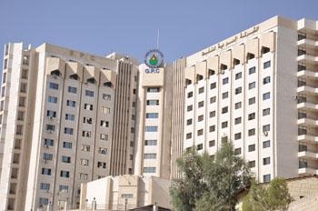 وزارة النفط: بدء العمل بخدمة بطاقة زائر مسبقة الدفع لتعبئة البنزين