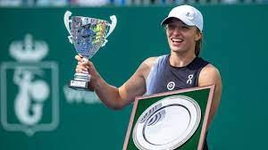 شفيونتيك تحرز لقب بطولة وارسو للتنس