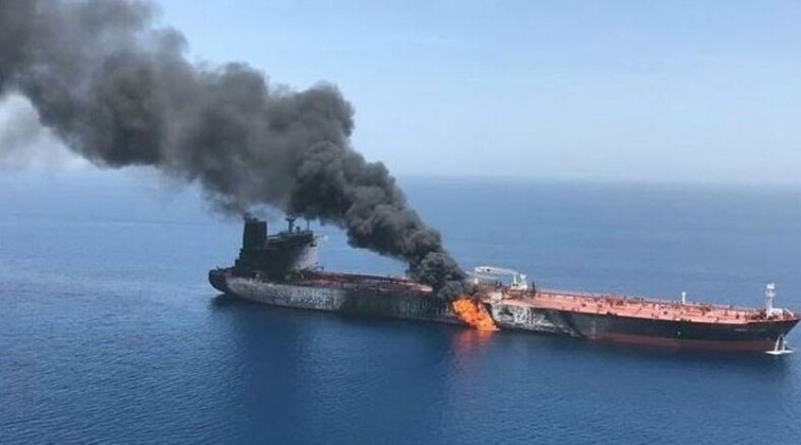 تعرض ناقلة مدنية روسية لهجوم بزوارق مسيرة حربية أوكرانية قرب مضيق كيرتش