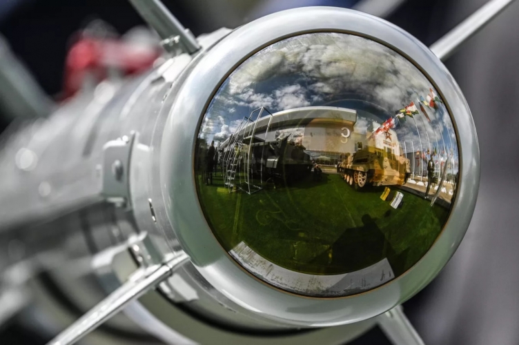 (روستيخ)  الروسية تقدم  صاروخ روسي بصري يتجنب الدفاعات الجوية