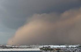 انقطاع الكهرباء عن عشرات آلاف الأمريكيين في اركنساس بسبب عاصفة مطرية