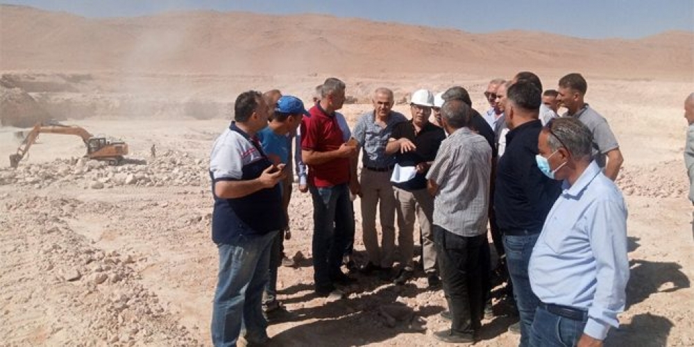 وزير النفط: الإسراع بتقديم دراسات لزيادة الإنتاج في مناجم الفوسفات