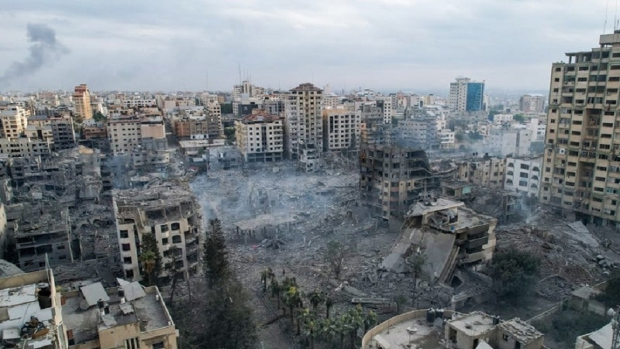 استشهاد 7 من كوادر الدفاع المدني في غزة جراء قصف الاحتلال لمقرهم في تل الهوا