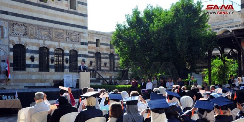 تخريج الدفعة الأولى من طلاب مركز أسس للتأهيل والتدريب السياحي والفندقي