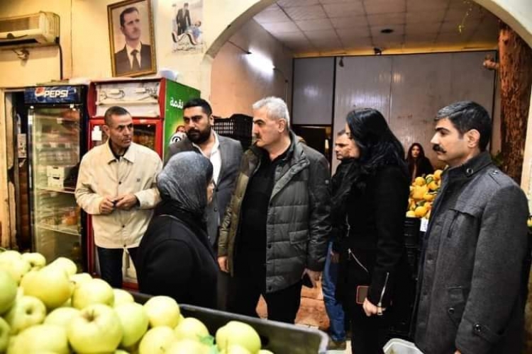 وزير التجارة الداخلية خلال جولة تفقدية لأسواق دمشق والصالات: الحرص على توازن الأسعار والبعد عن التلاعب