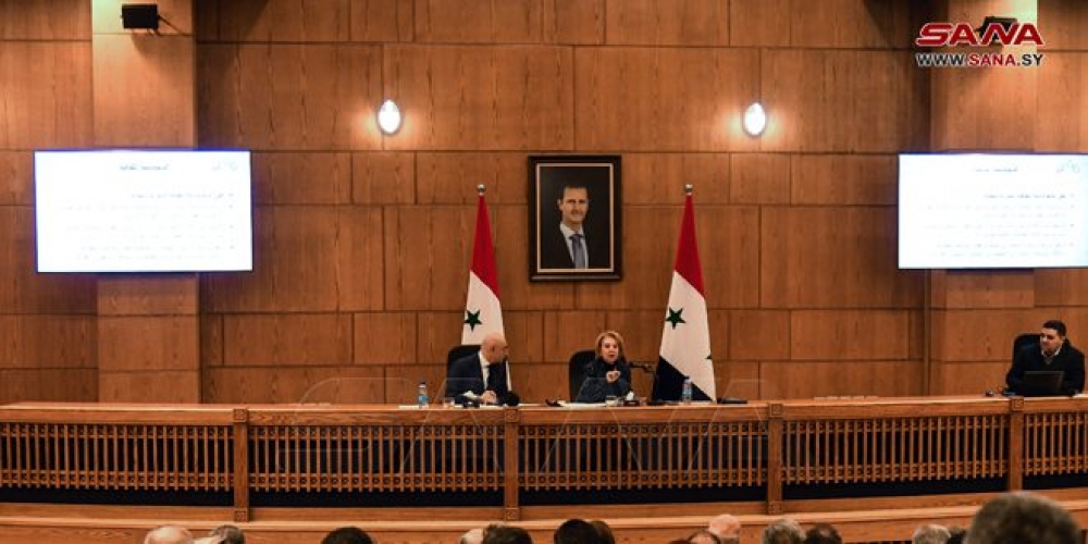 الدبلوماسية الثقافية ودورها في إبراز هويتنا الحضارية العريقة خلال ندوة فكرية في المعهد الدبلوماسي 