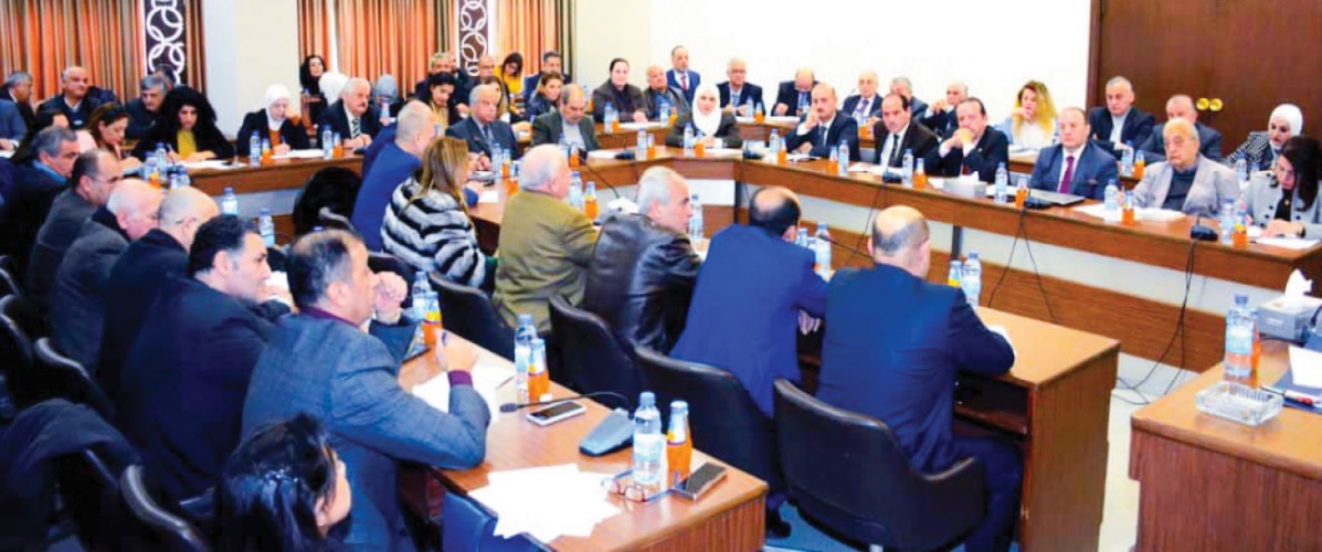 القادري: الفساد أصبح ضرورة... الموظفين لا يحصلون على راتب إنما إعانة