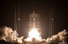 الصين تضع قمر صناعي يدور حول القمر لإجراء الإتصالات مع المركبات الصينية على القمر