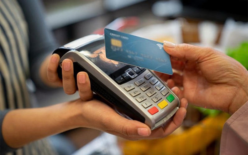  التجاري السوري يضيف 4 محطات وقود حكومية تتيح دفع ثمن المحروقات إلكترونياً