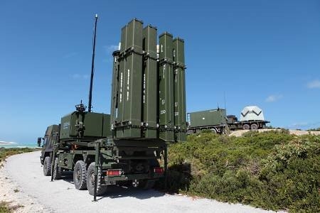 القوات الروسية تدمر نظام 