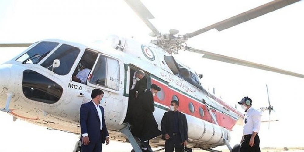 مروحية الرئيس الإيراني تتعرض لحادث هبوط اضطراري وفرق الإنقاذ تحاول الوصول إليها