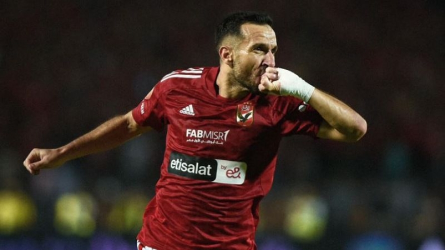 الأهلي المصري يعلن موعد رحيل النجم التونسي معلول