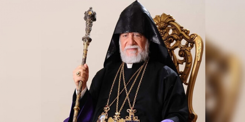 الكاثوليكوس آرام الأول كشيشيان يهنئ الرئيس أحمد الشرع بتوليه رئاسة ‏الجمهورية