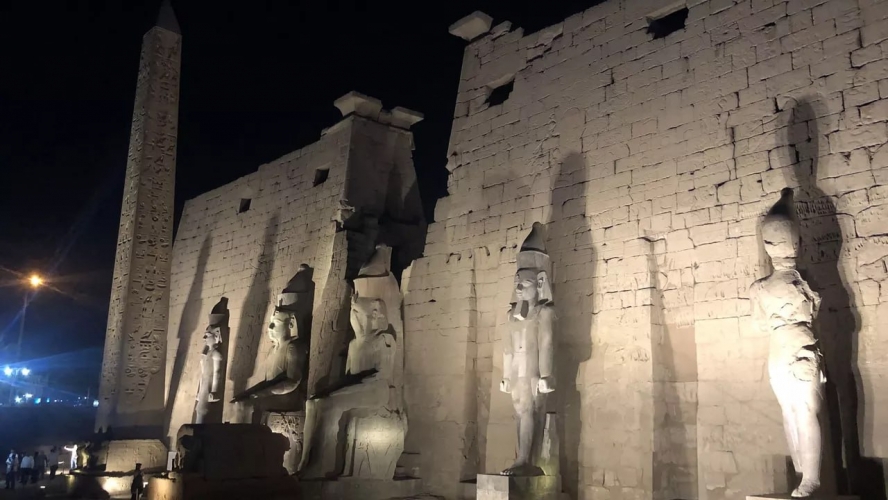 العثور على مقبرة الملك تحتمس الثاني المفقودة في اكتشاف أثري استثنائي بمصر