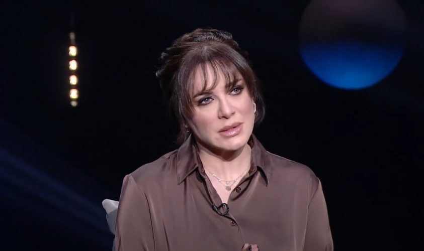 الفنانة سلاف فواخرجي: تلقيت تهديدات بالقتل ونتوسم خيراً بأحمد الشرع