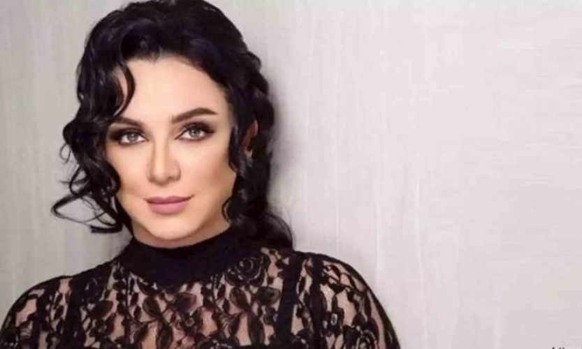 سلاف فواخرجي ترد على قرار شطبها من نقابة الفنانين السوريين