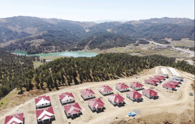 تركيا تعتزم بناء مشاريع سكنية في منطقة جبل التركمان بسوريا