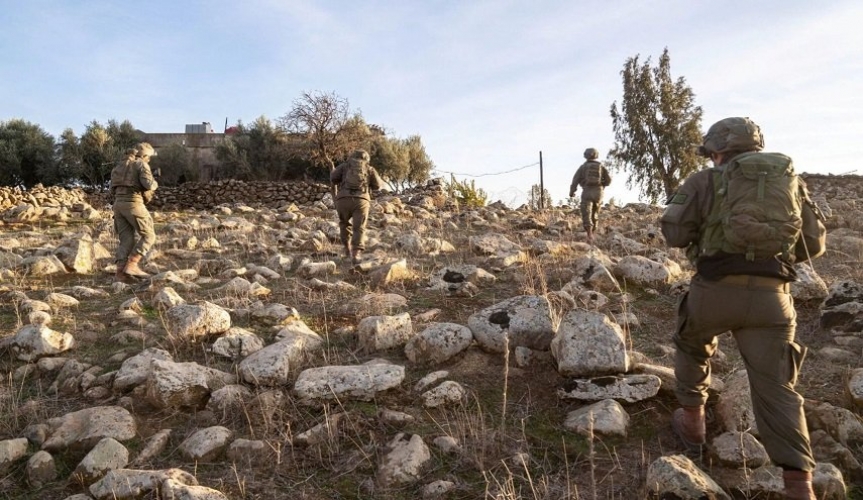 جيش الاحتلال الإسرائيلي يتوغل جنوب القنيطرة ويعتقل مدنيين