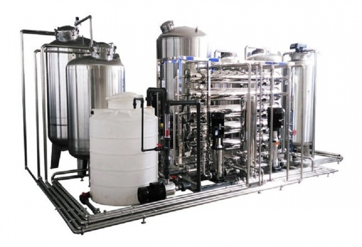 وزارة الاقتصاد والصناعة تسمح بإنشاء معامل فلترة وتعبئة المياه