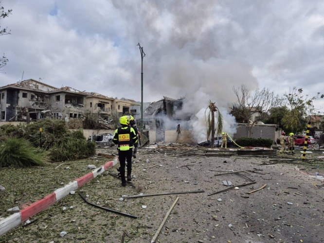 انطلاق موجة جديدة من الهجمات الصاروخية الإيرانية على إسرائيل