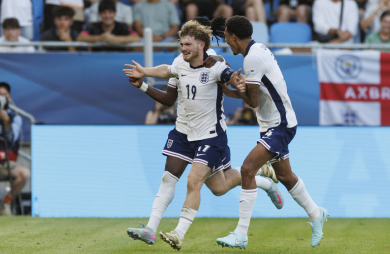 إنجلترا تهزم هولندا وتتتأهل لنهائي بطولة أوروبا للشباب