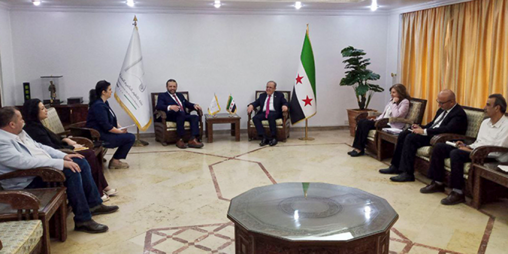 وزير التعليم العالي يناقش مع معهد BACT في دبي التعاون المشترك