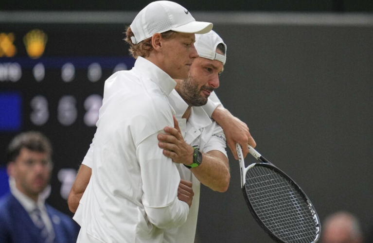 تأهل الإيطالي سينر إلى ربع نهائي ويمبلدون بعد انسحاب منافسه البلغاري ديمتروف بداعي الإصابة