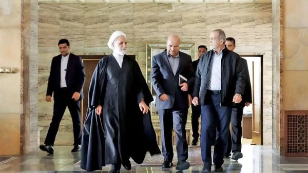 وكالة فارس: العدو الإسرائيلي حاول اغتيال القادة السياسيين في إيران