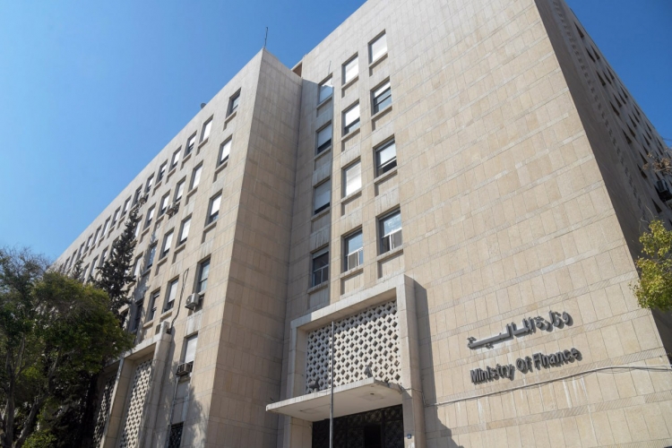 وزارة المالية تستأنف منح براءات الذمة لنقل الملكيات العقارية بدءاً من الأحد المقبل