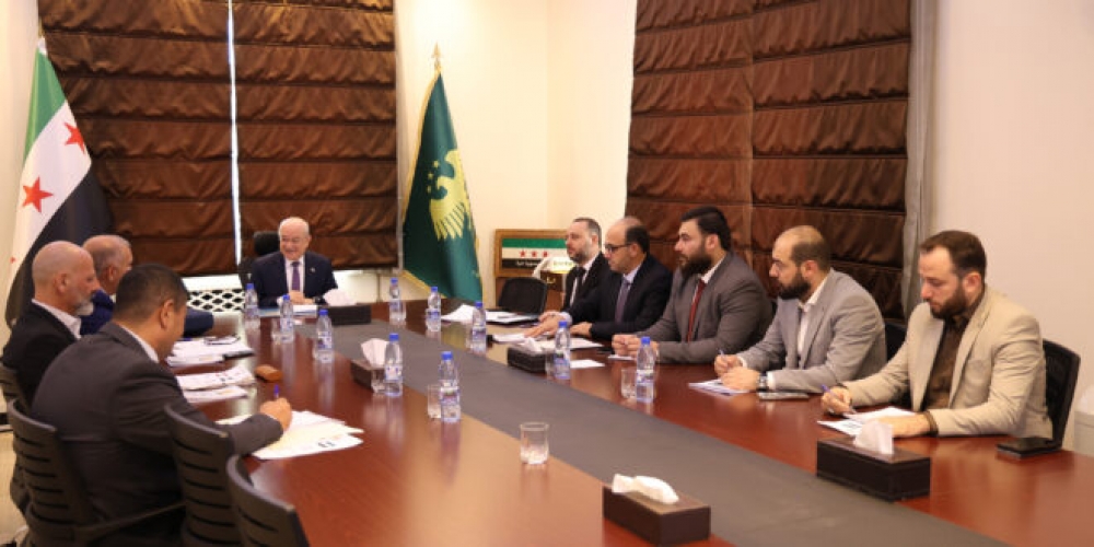 اللجنة السورية اللبنانية للنقل البري تبحث تسهيل حركة الشحن ونقل الركاب بين البلدين