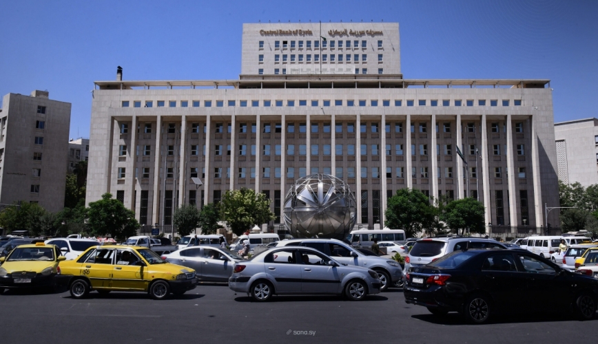 خبيران اقتصاديان: حذف صفرين من العملة السورية خطوة يجب أن تترافق بإصلاح اقتصادي متكامل