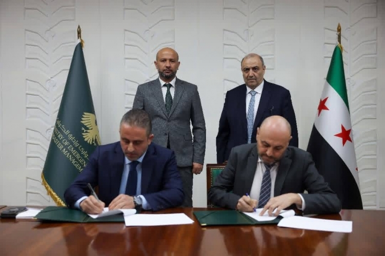 وزارة الطوارئ ومؤسسة الآغا خان توقعان مذكرة تفاهم للتعاون في مجالات الاستجابة للكوارث