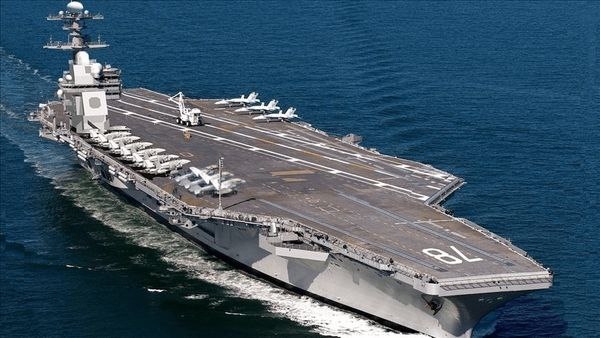 البحرية الأمريكية تعلن تحطم مروحية ومقاتلة في بحر الصين الجنوبي