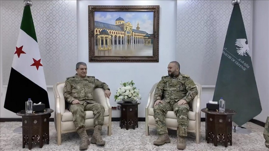 رئيس الأركان التركي يجري مباحثات في دمشق مع وزير الدفاع السوري 